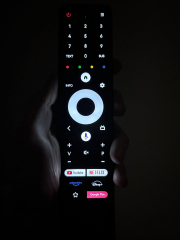 Thomson 75QA2S13 Google Tv Kumandası